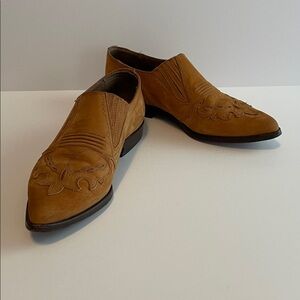 Guess by Georges Marciano Y2K chestnut suede nubuck western shoe booties size 8